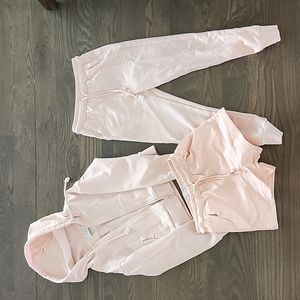 Size 8 sweet honey clothing sweat set